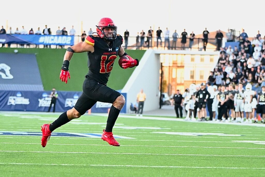 Carson Gulker sprints in for a touchdown against Harding in the National Championship.